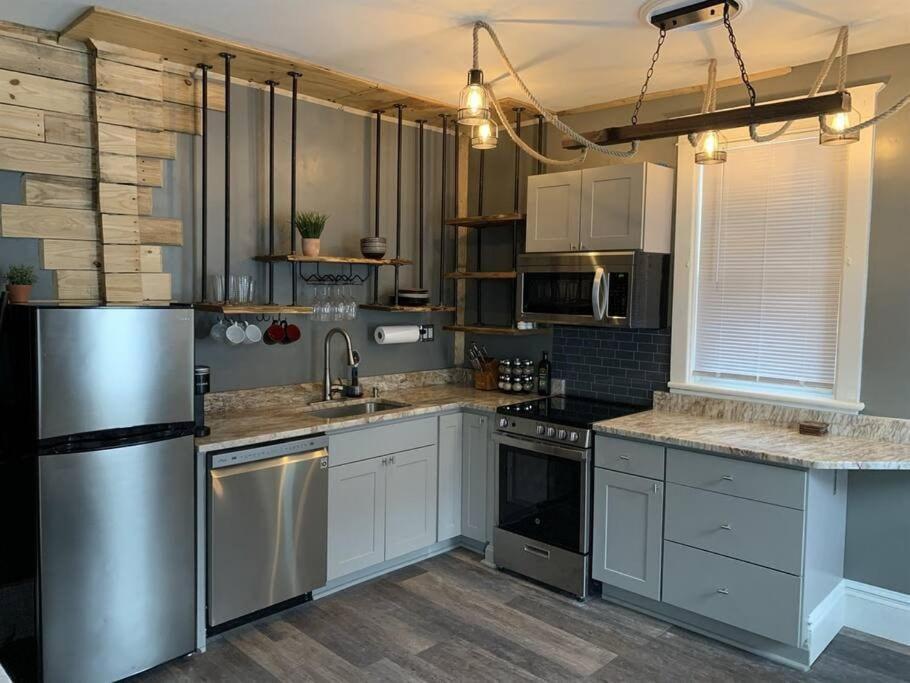 Burgbnb Riverfront Harrisburg Bilik gambar